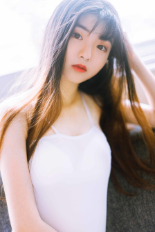 恶狼嘴里的小白兔